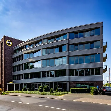 Göttingen-city 3*