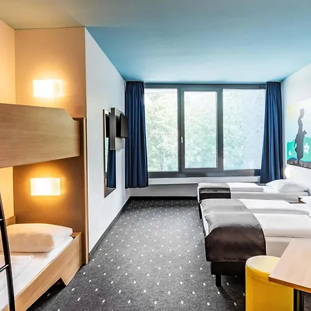 Goettingen-city Hotel 3*